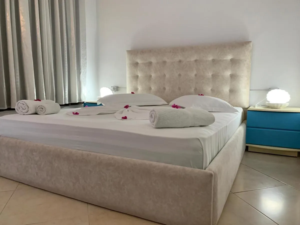 ***  Cocktail & Dreams - Beach Hotel Sarande Albania