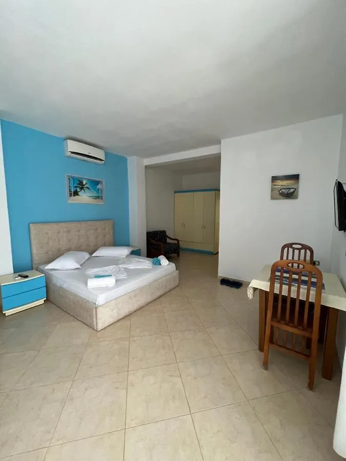 Cocktail & Dreams - Beach Hotel Sarande Albania