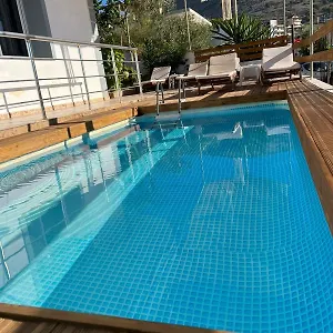 Apartment Sadiku With Sea View