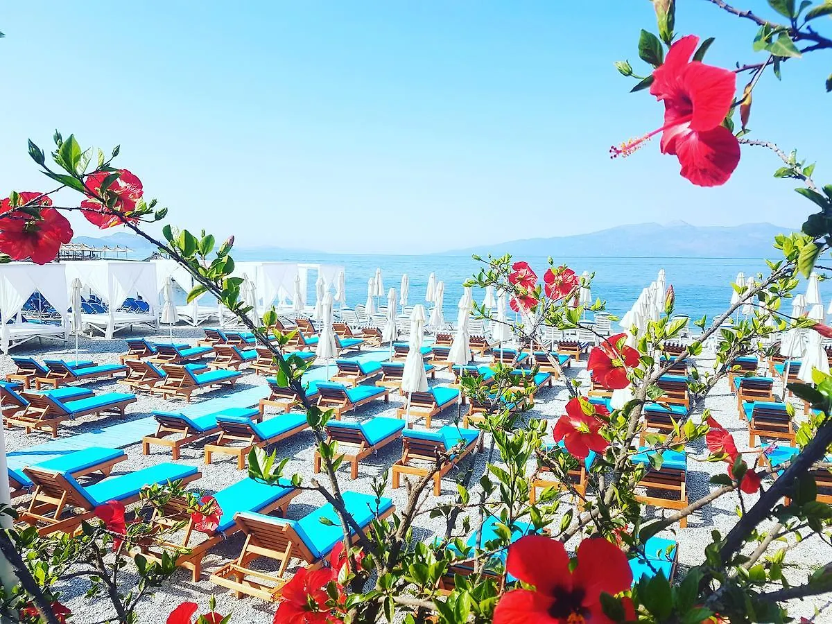 Cocktail & Dreams - Beach Hotel Sarande 3*,