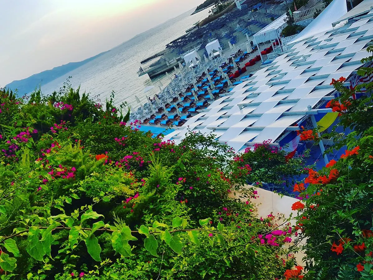 Cocktail&Dreams Hotel Saranda