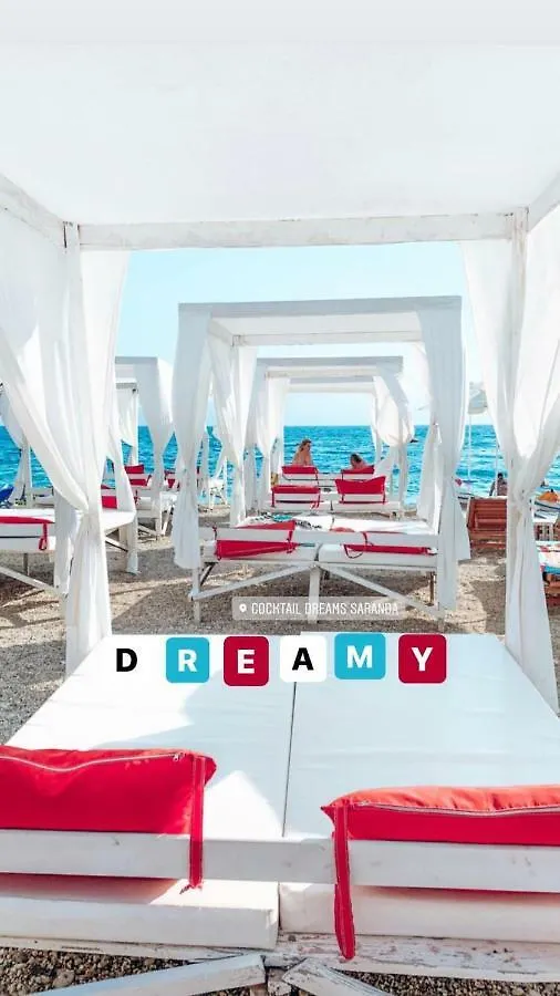 Cocktail & Dreams - Beach Hotel Sarandë 3*,