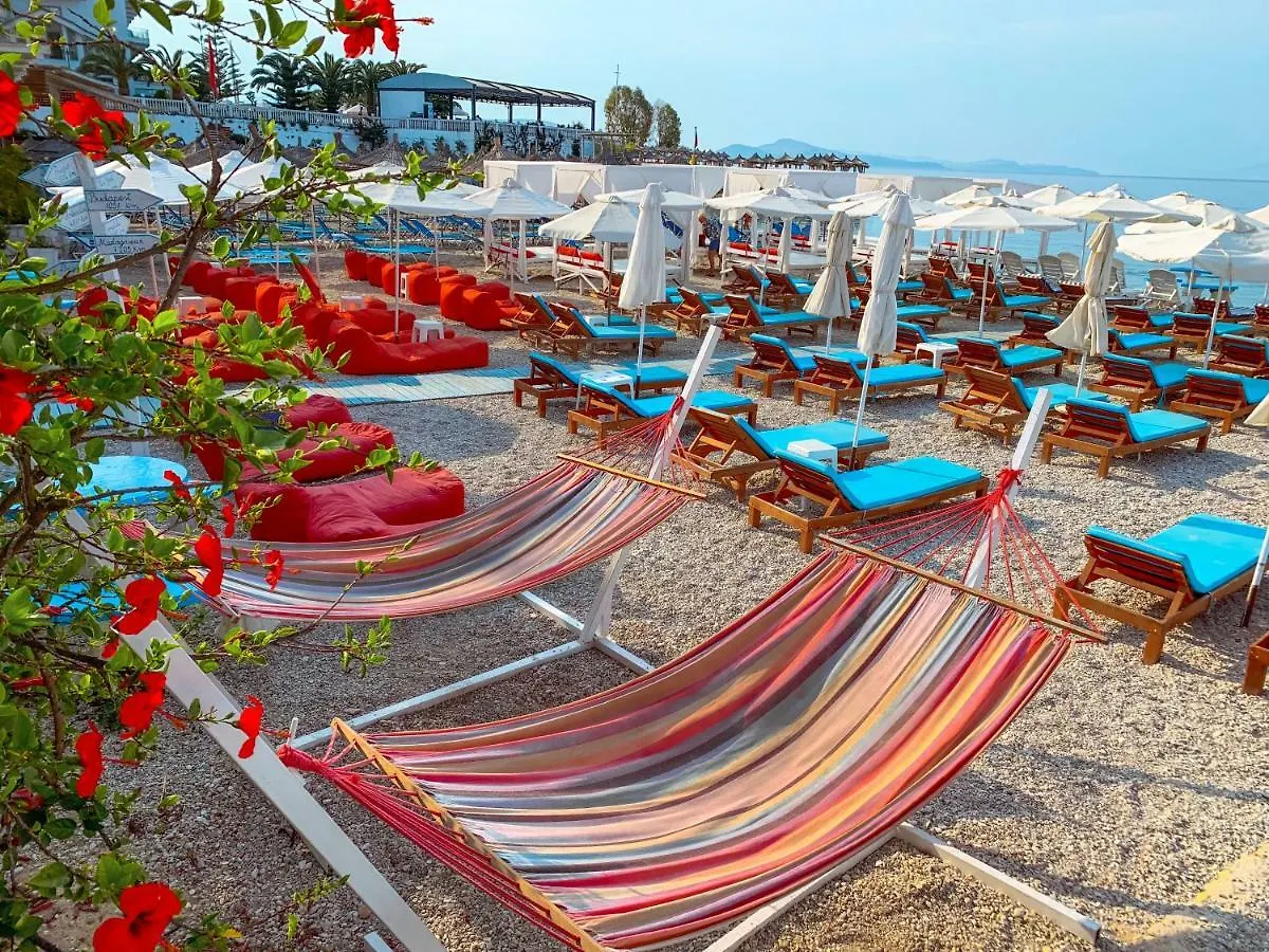 Cocktail & Dreams - Beach Hotel Sarande 3*,  Albania